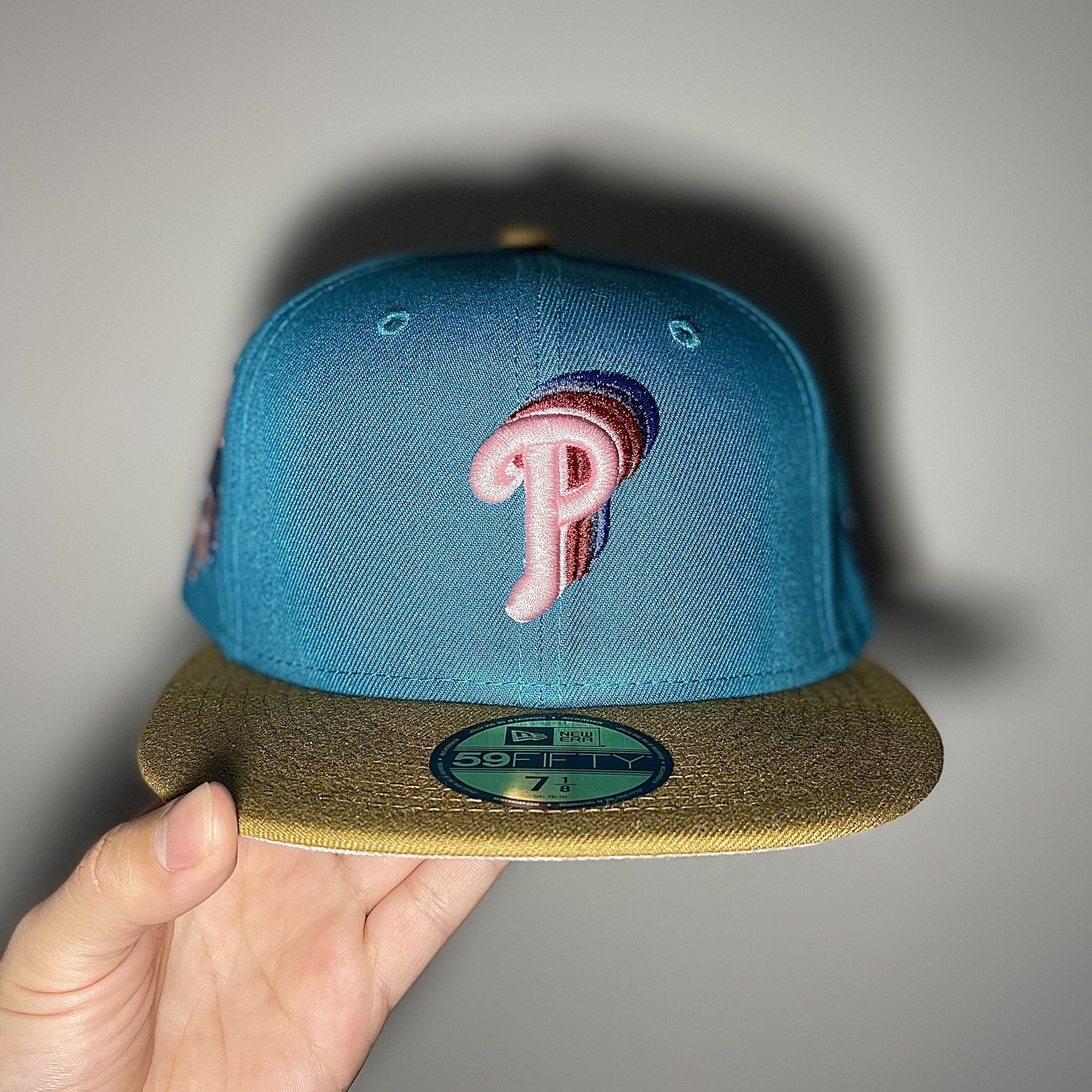 New Era MyFitted Phillies Hat size 7 1/8