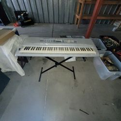 Yamaha Key Board Piano