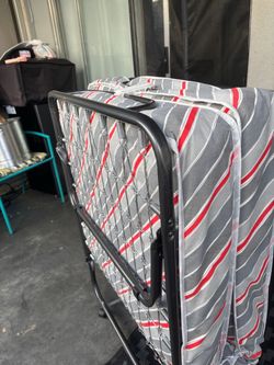 Rollaway bed