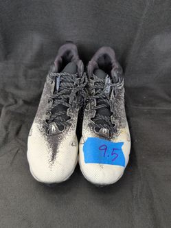 Under armour locked down size 9.5