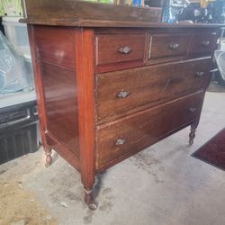 Beautiful Antique Five Drawer Dresser