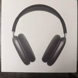 Apple AirPods Max Wireless Over-Ear Headset - Space Gray
