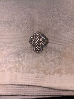 Vvs moissanite diamond ring