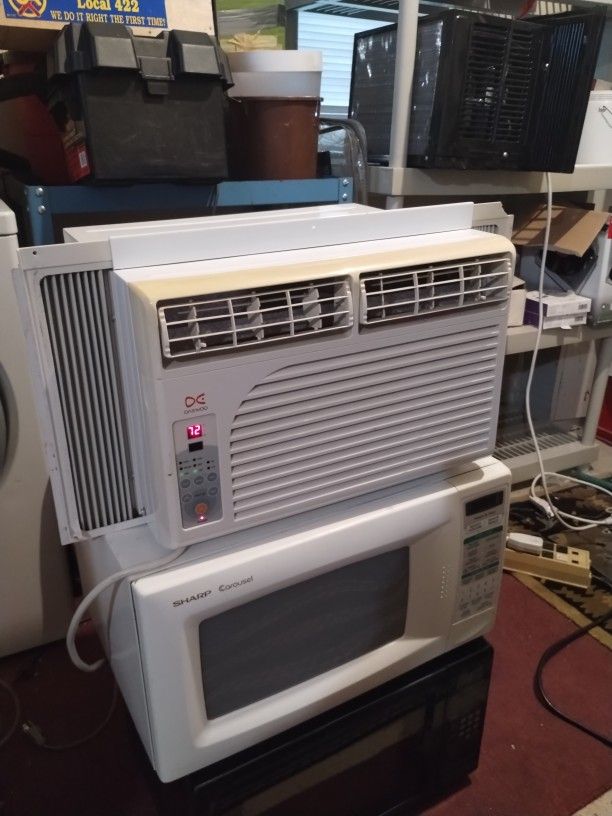 Digital Window Air Conditioner