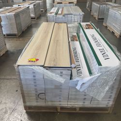 Up $0.99/sq ft 5.5mm~10mm Luxury Vinyl Plank Flooring SPC Flooring Click Locked Wholesale Price