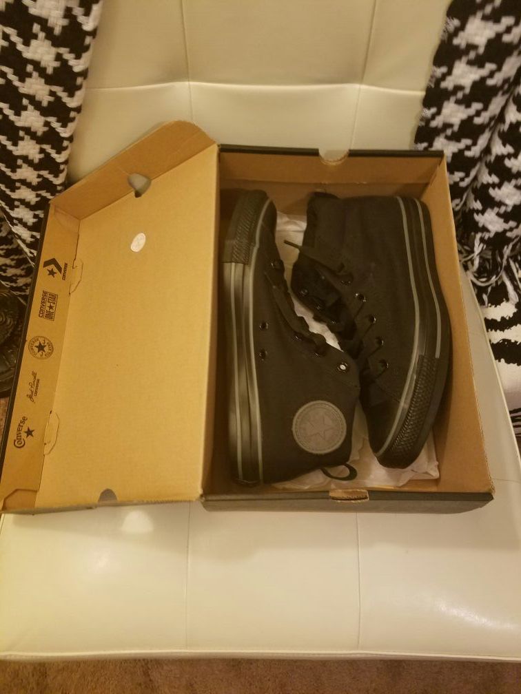 Brand new converse in black size 8 in box. Paid $100 for them! Lawrenceville Ga