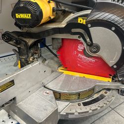 DeWALT Miter Saw 