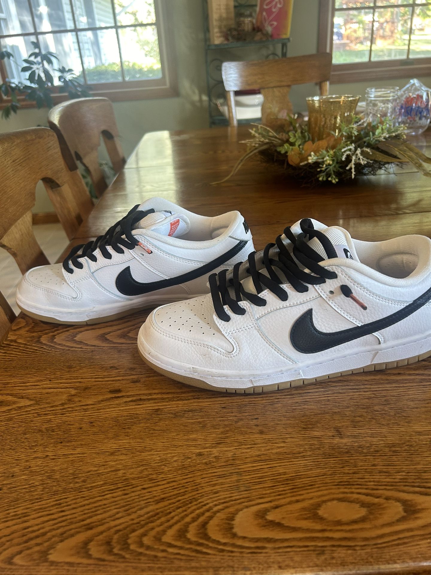 Nike Dunk Lows White Gum