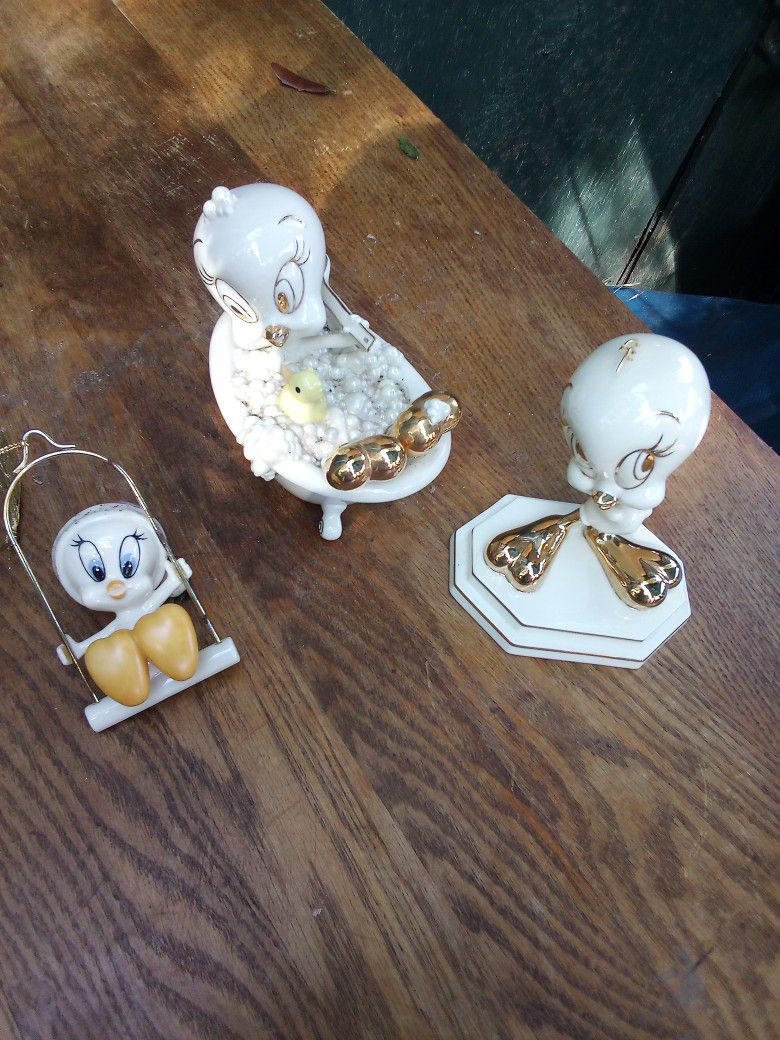 Three Linux Tweety Birds All Trimmed In 24k Gold $25 For All Three