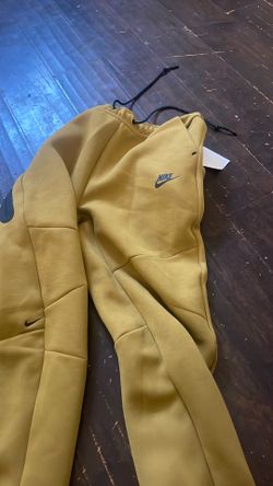 Nike tech pants brand new never worn