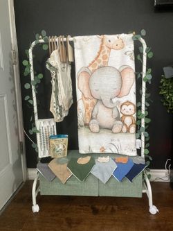 Baby Shower Gift And Centerpieces