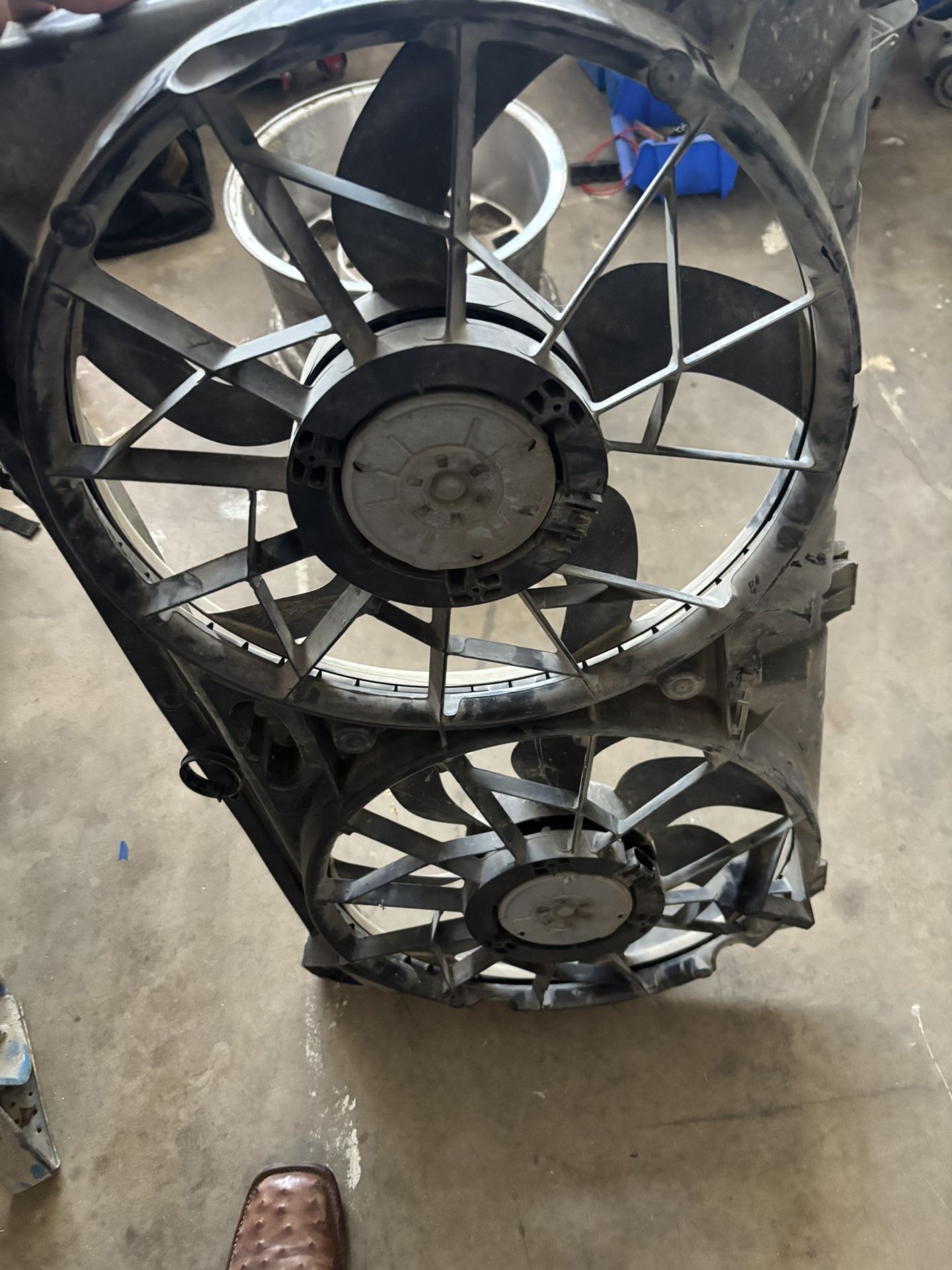 2006 Chevy Silverado E Fans