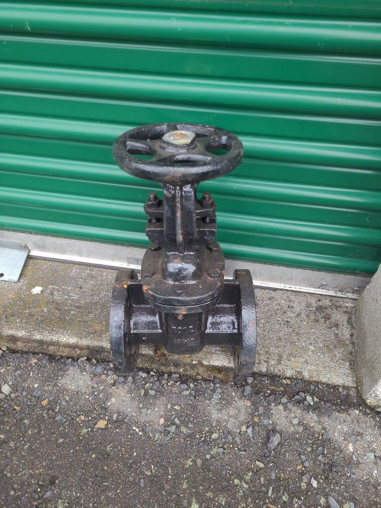 Apollo 2-1/2" Cast Iron Gate Valve 621F, 25", 500 PSIG
