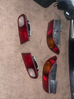 94-01 Acura Integra Tail Lights