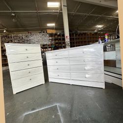8 and 5 drawers dresser / Five and eight drawers dresser