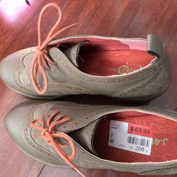 New Shoes Size 7