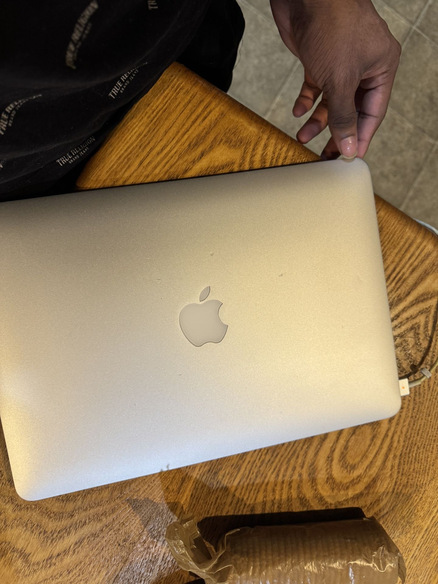 Apple Macbook Air 13” 2017
