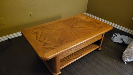Oak Veneer Coffee Table Expandable CHEAP
