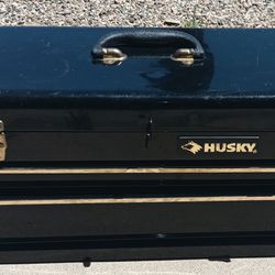 HUSKY TOOL BOX