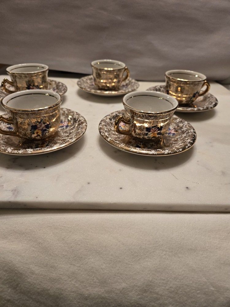 Decorative Tea Set 