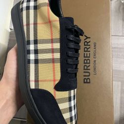 Burberry Shoes