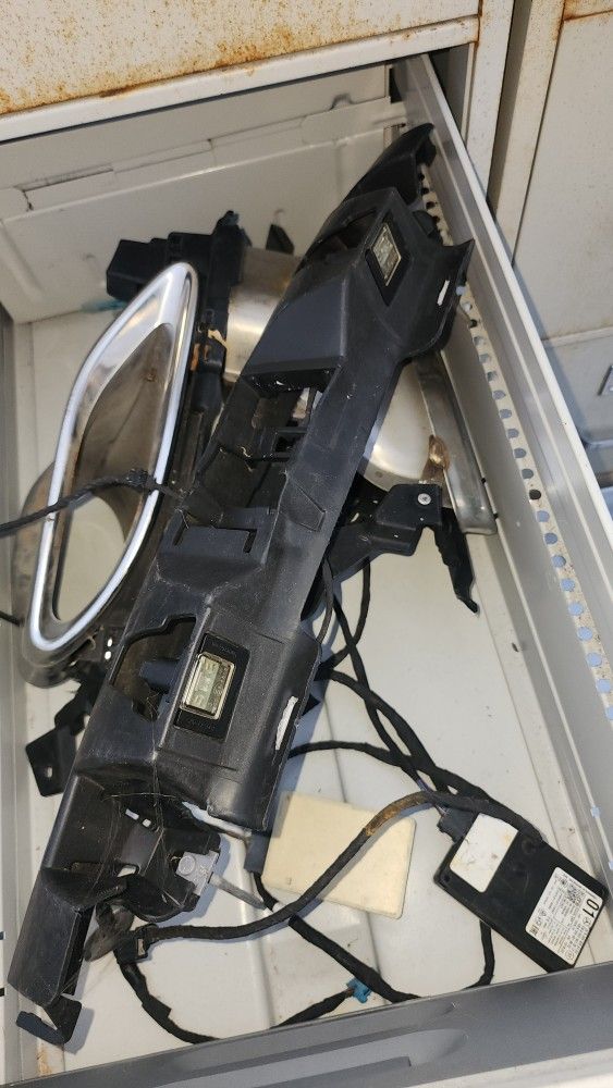 2017 Mercedes C300 Bumper Parts