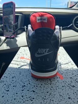 Jordan 4s gs