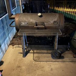 BBQ Smoker and Charcoal Grill
