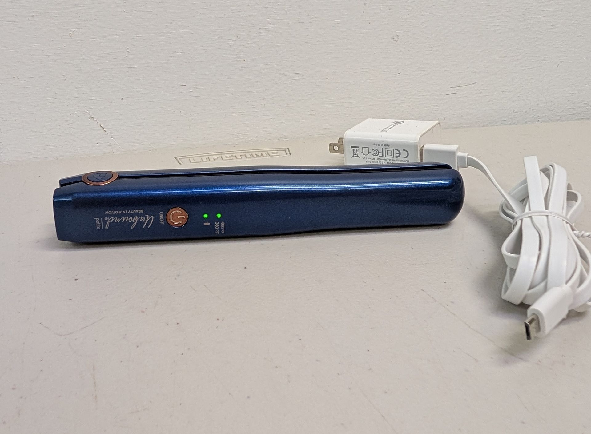 Rechargeable Hair Straightener