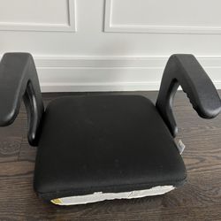 CHILD BOOSTER SEAT