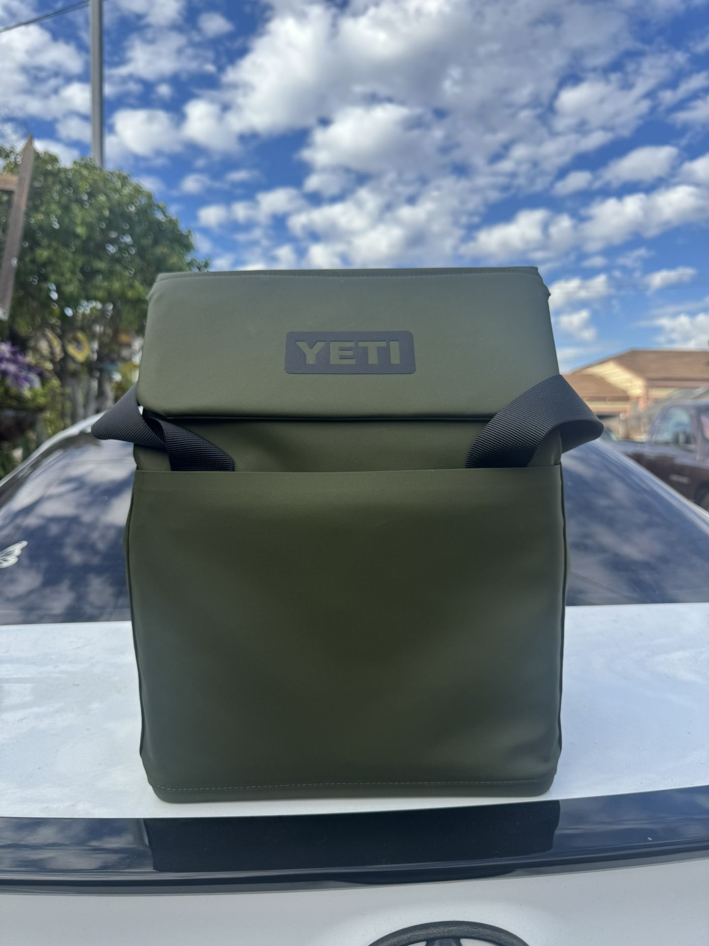 Yeti 14L lunch Bag/cooler