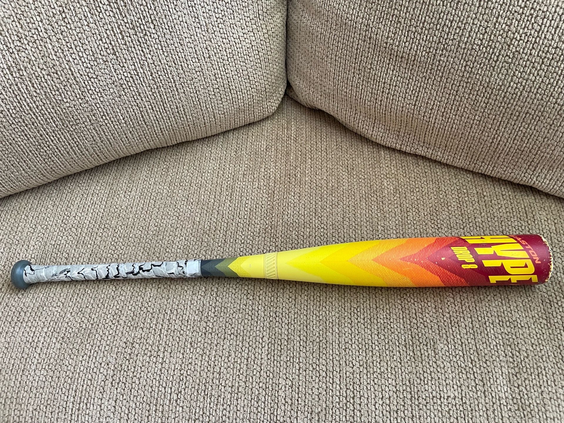 Easton Hype Fire 30 / -8 USSSA Baseball Bat