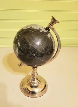 Black Desk Globe