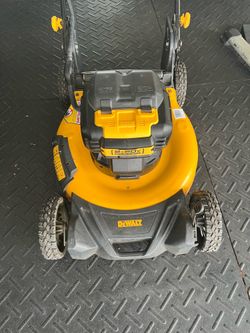 Dewalt mower with battery charger