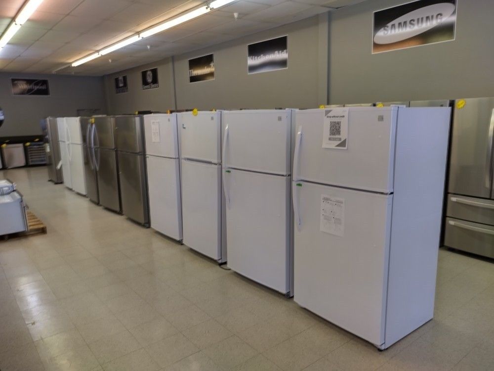 KENMORE TOP MOUNT REFRIGERATORS OPEN BOX ITEMS for Sale in San Antonio