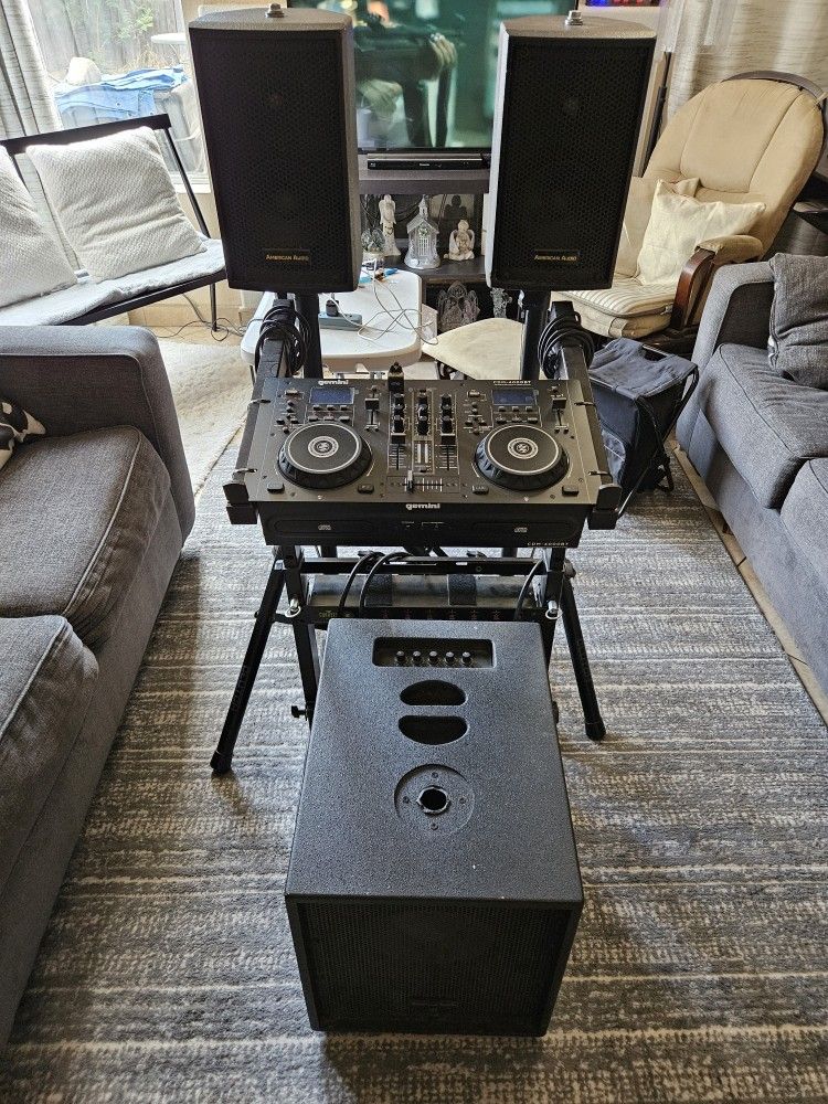 Gemini Mixer 4000 Bluetooth/cd/mp3/with Speakers 