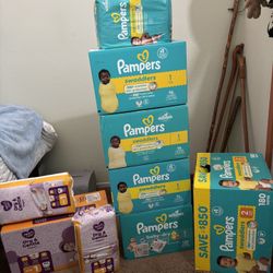 Pampers/Parent’s Choice Size 1 & Size 2 Diapers 867 Count