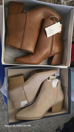 Women's Boots size 9
