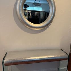 Table and matching  Mirror 