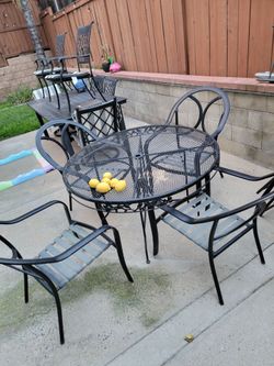 Patio table 4 chairs