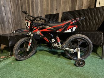 Hyper Bicycles 16" Moto Bike, Children Ages 5-7, Black/Red