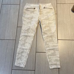 William Rast Off White And Beige Army Crop