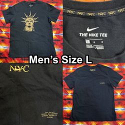 Nike NYC New York Swoosh Statue of Liberty Black T-Shirt CU3533-010 Men’s Large