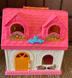 Fisher Price Little People Interactive Play House with Music & Sound