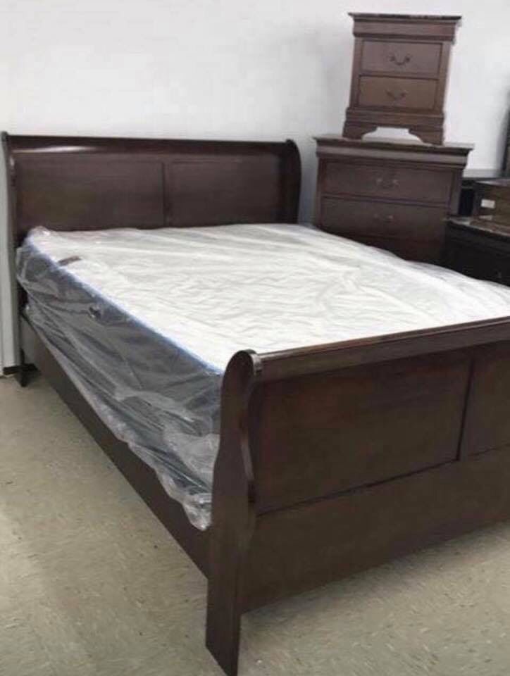 Queen bedroom set