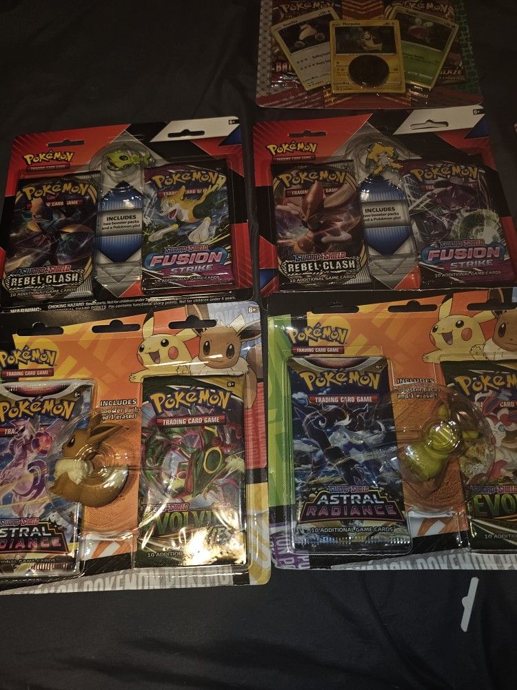 Pokemon Eraser/pin blister Packs