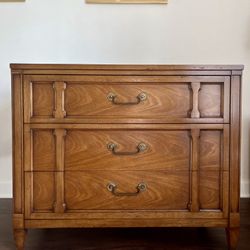 Vintage Drexel 3-Drawer Dresser – Solid Wood