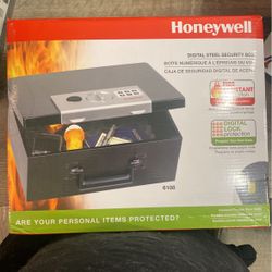 Honeywell Digital Steel Security Box
