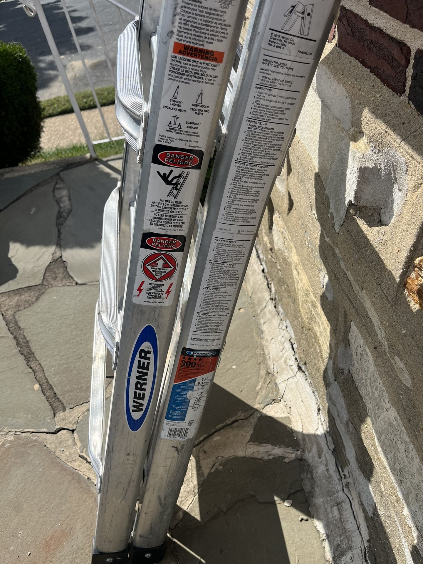 300 Lbs Aluminum Werner Ladder.(18 .5.49m.)
