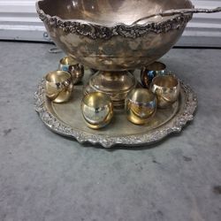 Antique Punch Bowl With Set Of 8 Cups And Dipper. 